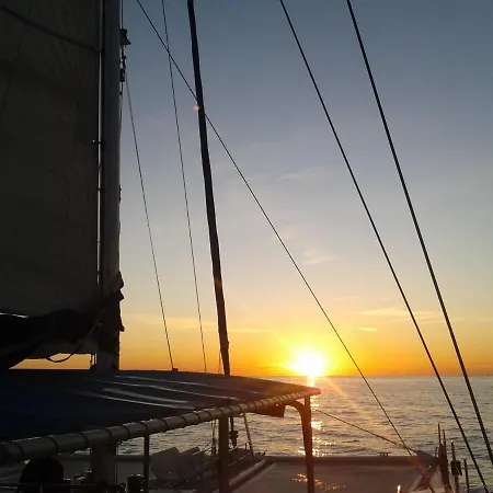 Botel Mundo Marino Denia